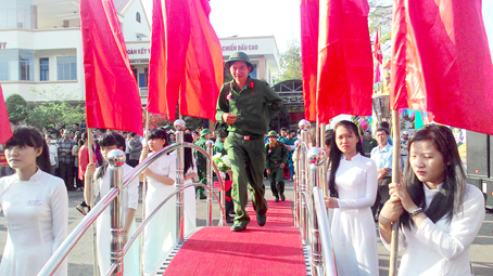 ThanhNienVinhCuuSanSangNhapNgu.jpg