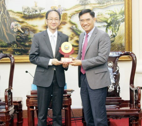 040519-DaiLoanMoRongDauTuTaiĐN.jpg