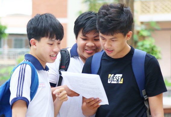 150719-TyLeTotNghiepTHPTDat92Phay77PhanTram.jpg