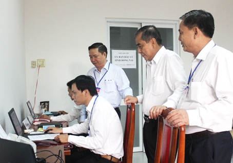 25.05.2016-99.32 phan tram cu tri di bau cu.jpg