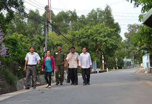 09.06.2016-NhonTrach_LongThanh_don_nhan_danh_hieu_nt_moi_1.jpg