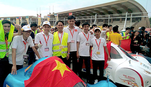 100616-tonvinhnhungdienhinhthiduayeunuoc1.jpg