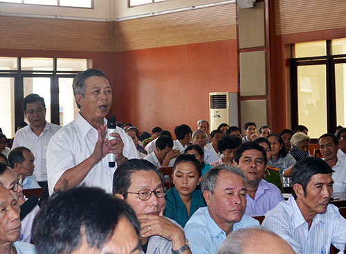 30.06.2016-Bi_thu_Tinh_NPC_doi_thoai_voi_dan_3.jpg