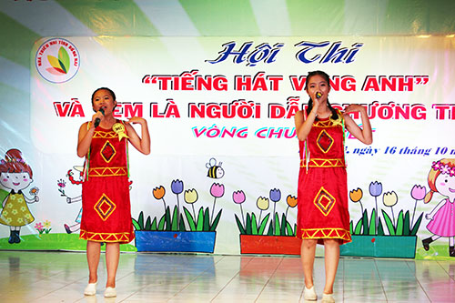 18-10-2016_tienghatvanganh_phu.jpg