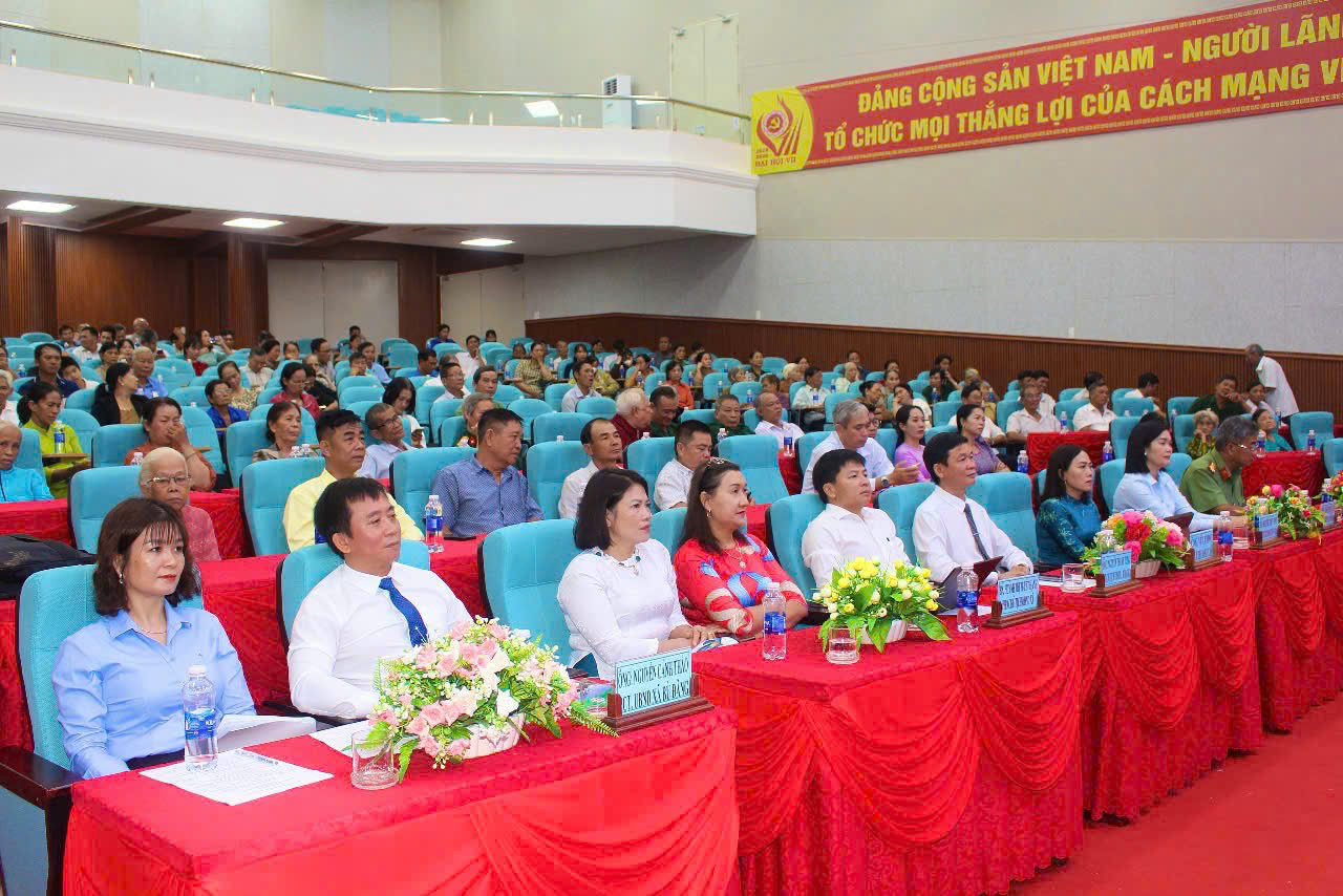 z6843125888438 9b6ec631be404a604b45a060138560a5