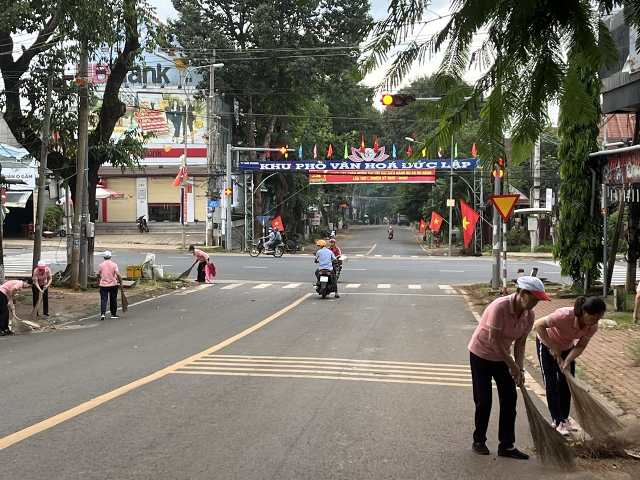 z6877853392471 94d4d6c1eea49780fa78dc7b49a920ef