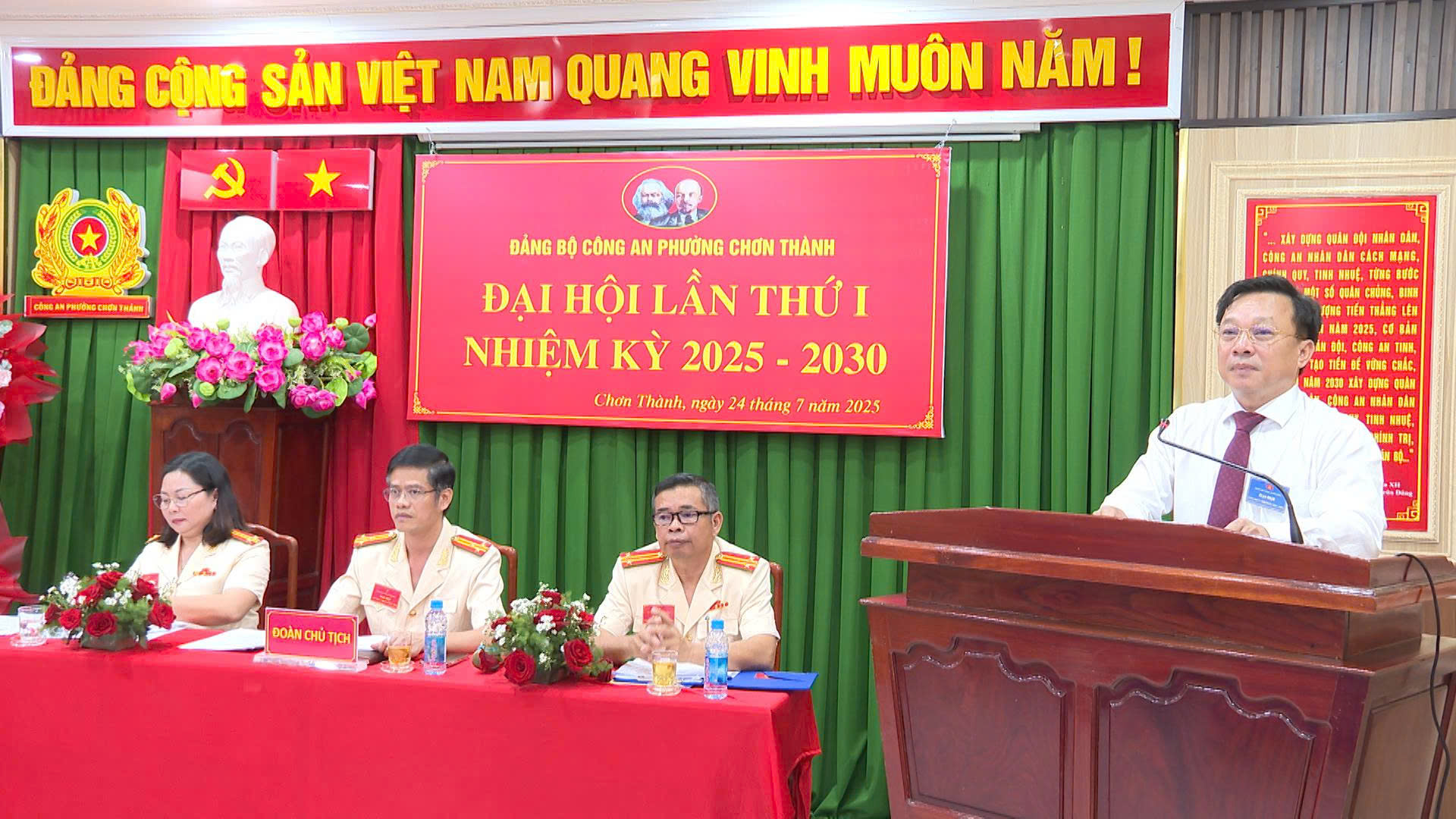 z6836958421662 a8dec29f851c0cc541773e03352dbe57