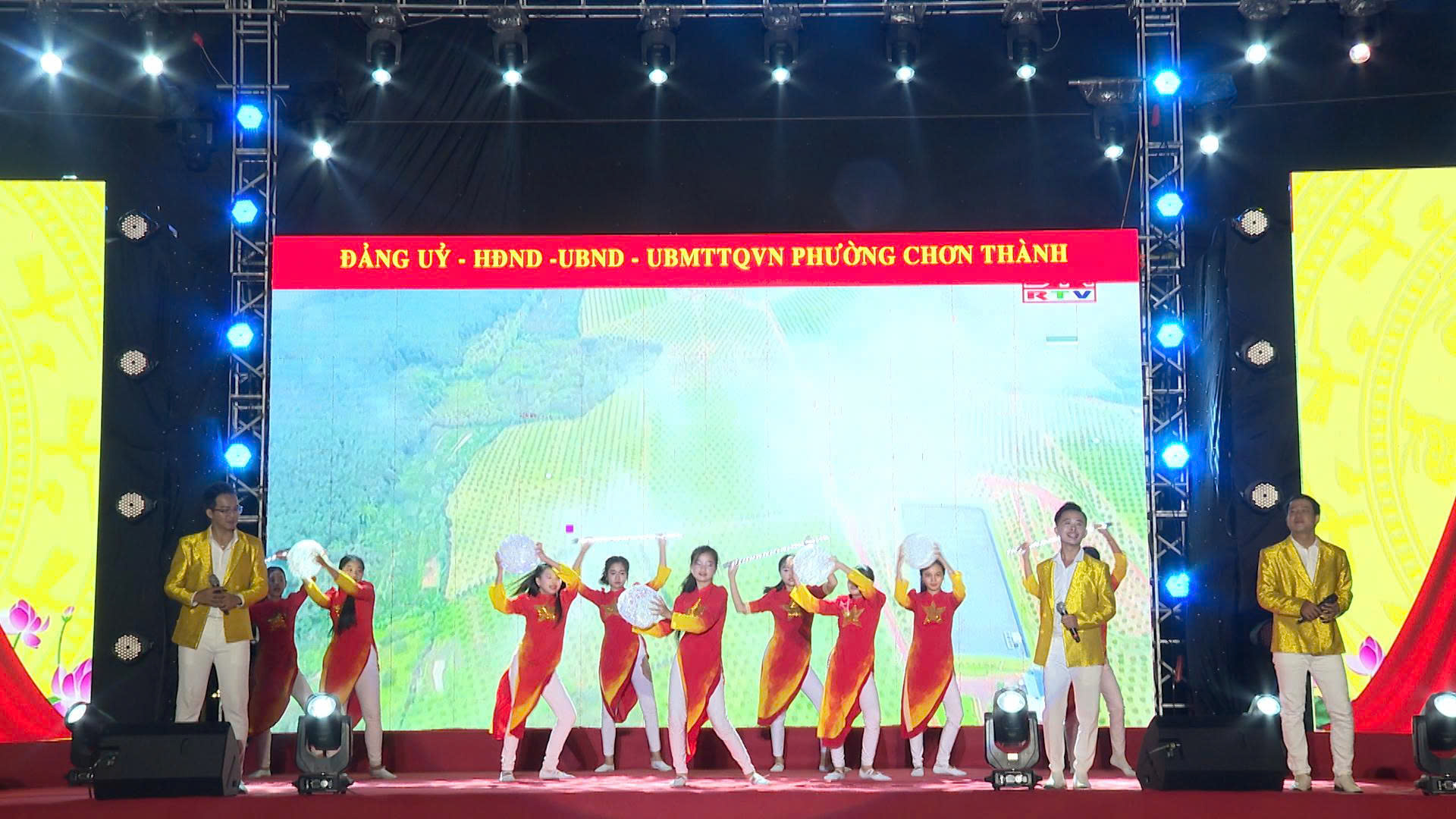 z6893936296958 12356dcb46066402effedde404451d36