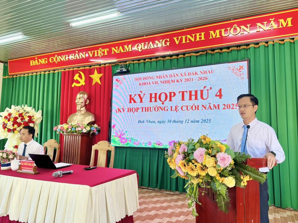 Ông: Nguyễn Trong Lâm - BT.Đảng ủy, CT.HĐND phát biểu chỉ đạo