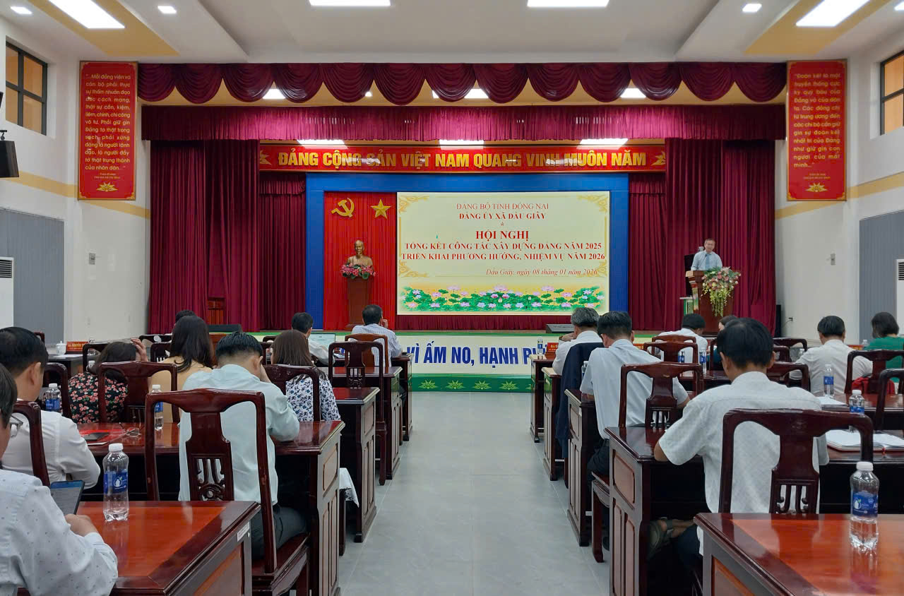 Quang cảnh hội nghị