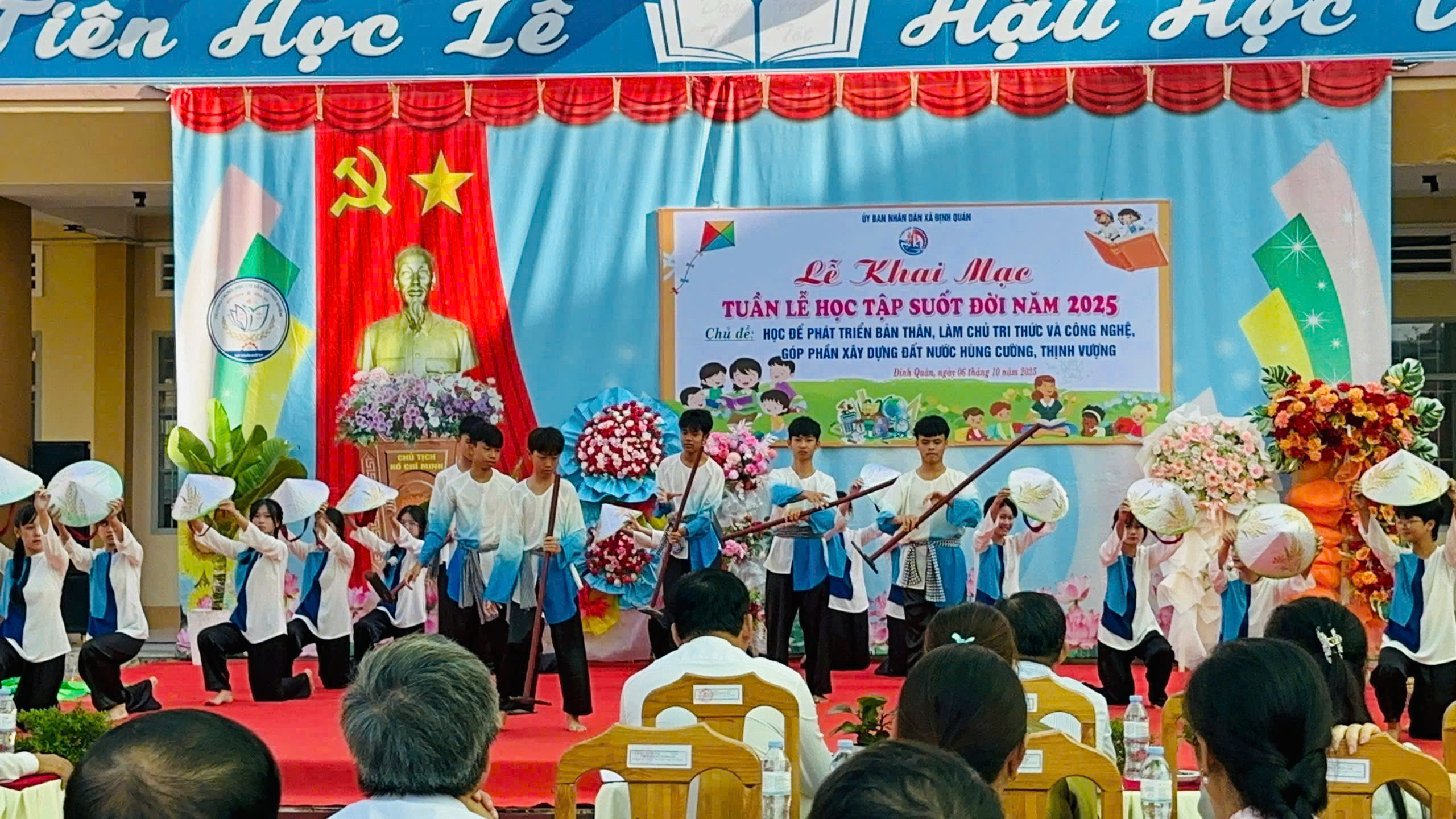 z7087172372729 706dad2e0c1f437fa129bd82a4bb21e7