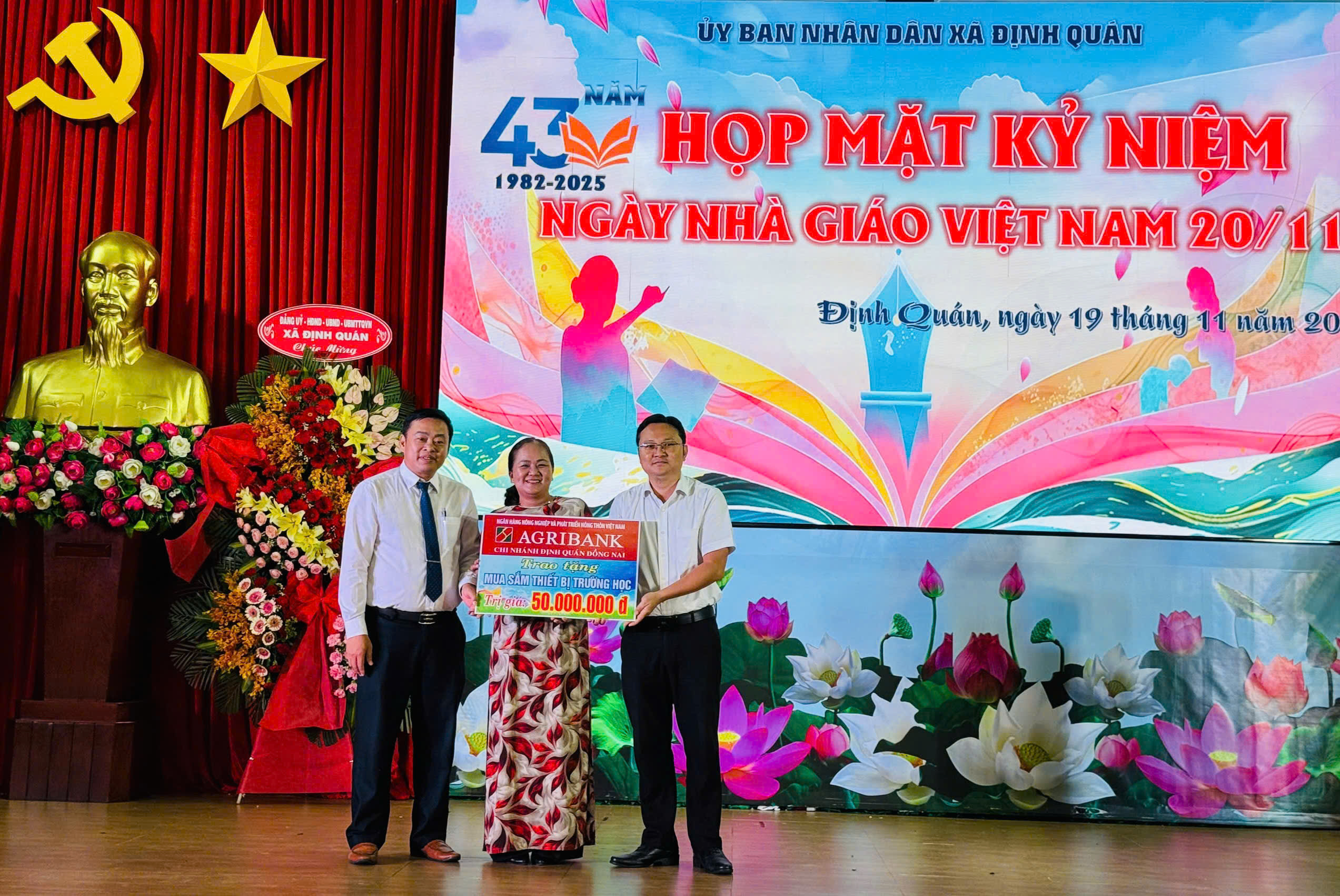 z7241181269545 19eb8ea12c4cb54a2dfd9714935340ee