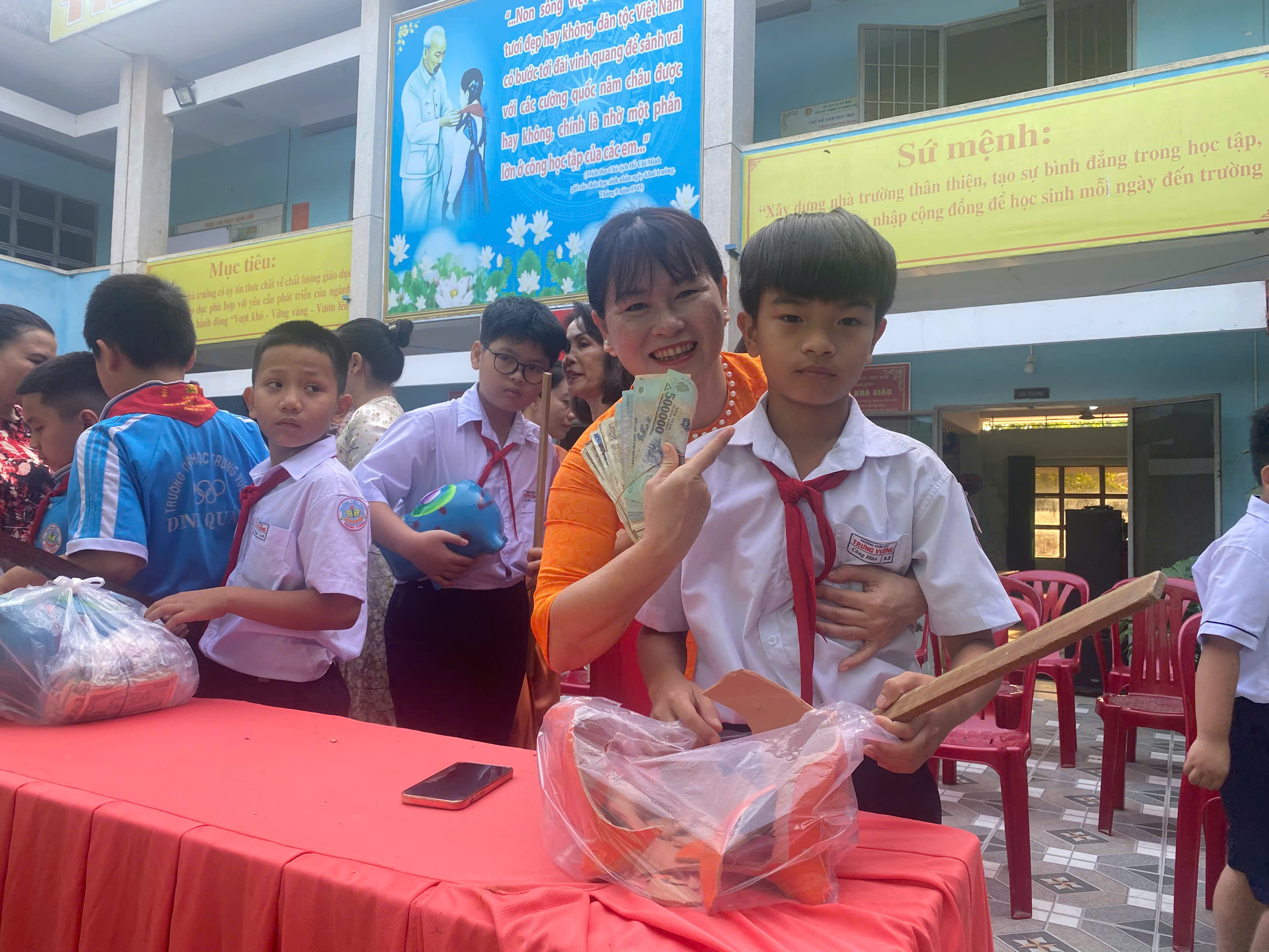 z7353641721361 2502bb5877ef5d0ad8e0c8a48cb762af