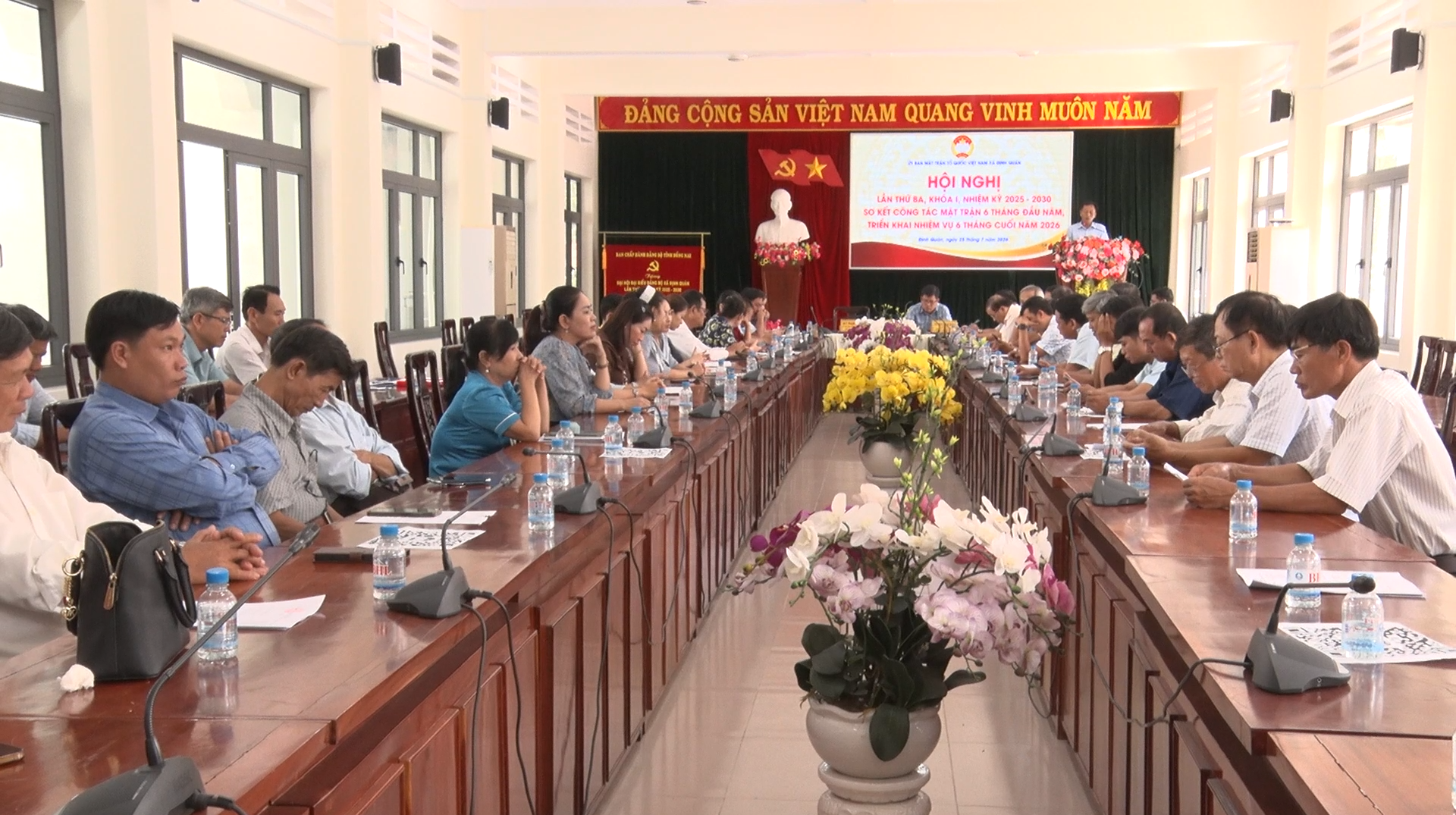 Quang cảnh hội nghị