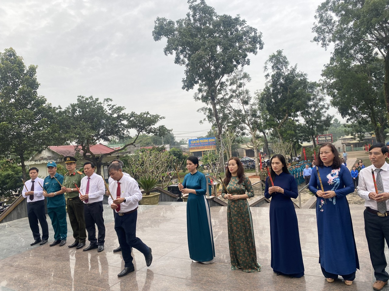 Description: C:\Users\Administrator\Pictures\hinh tin bai\hình vieng 2.jpg