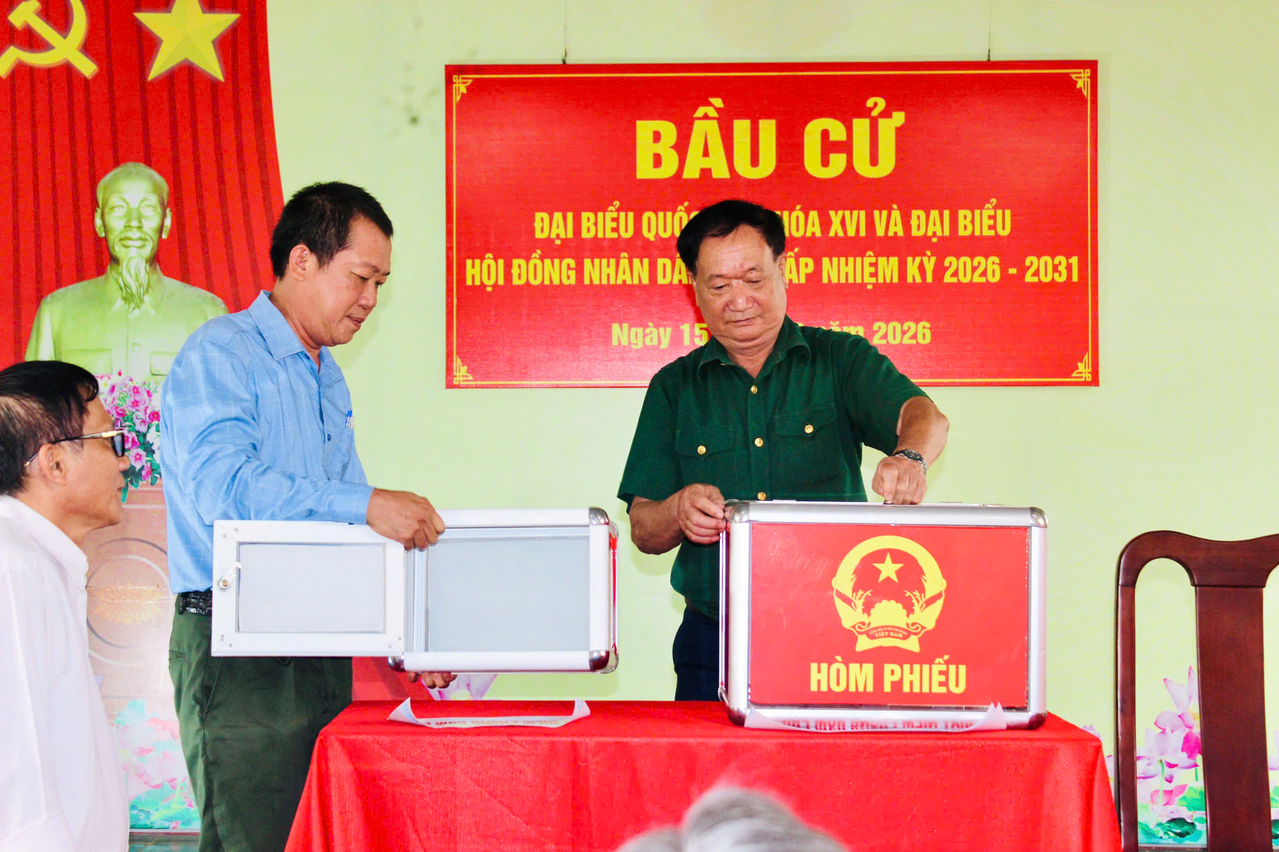 z7600748530345 d3bd72a492ffa1dbe6115d39abcc2d12