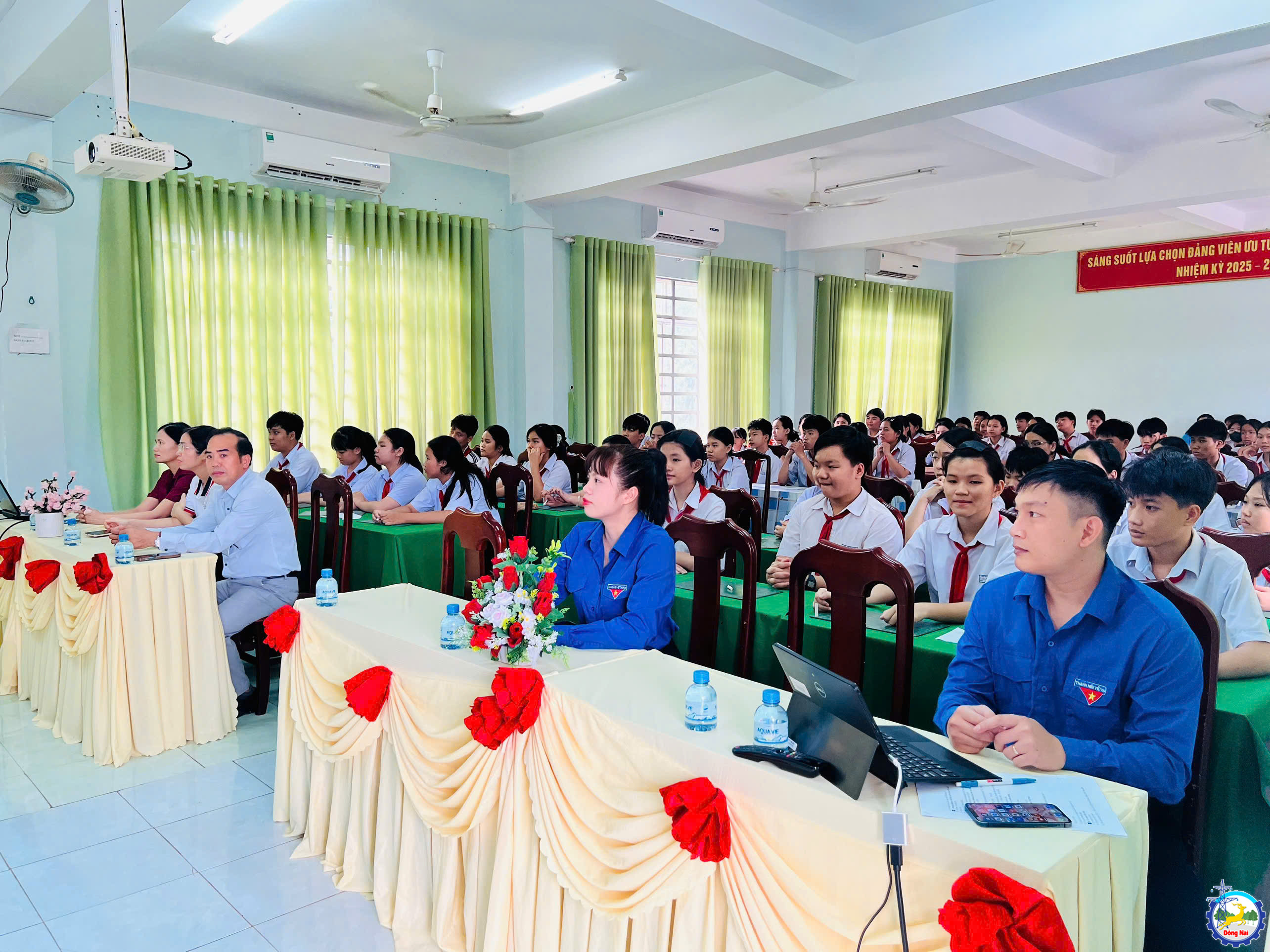 z7195305408524 6e560d2b943cac74bb4cd9d4053321b0