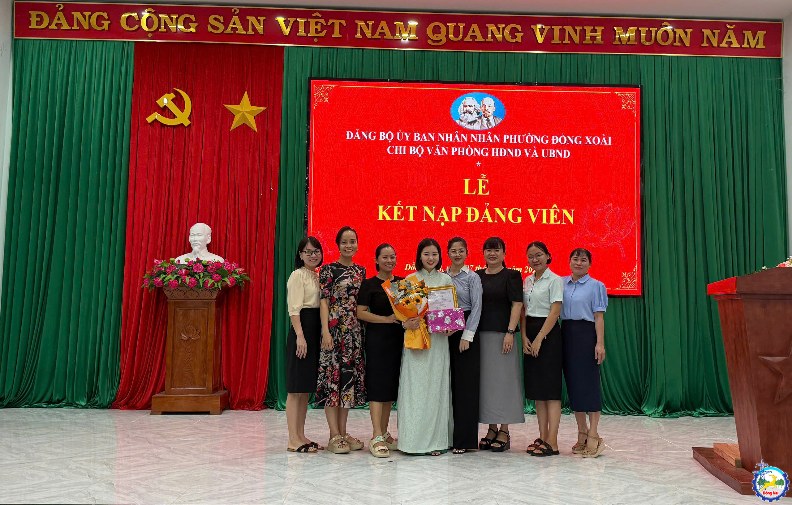 z7200407718073 6ad5aa2f09a63fbe8d9db9adbe1a1074