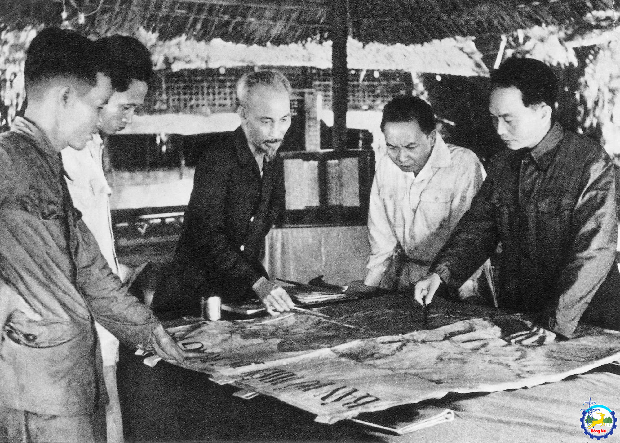chu tich ho chi minh chien dich dien bien phu