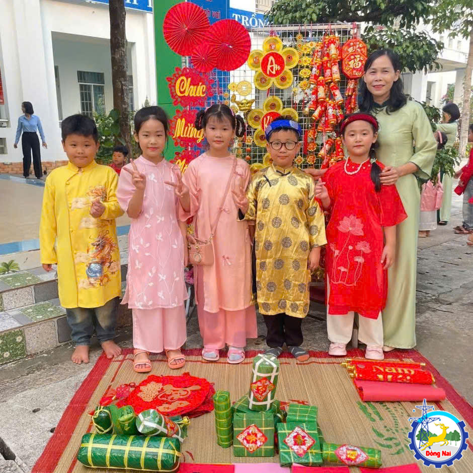 z7447277575386 8b32d79ff7e4dbb317e367250192e214