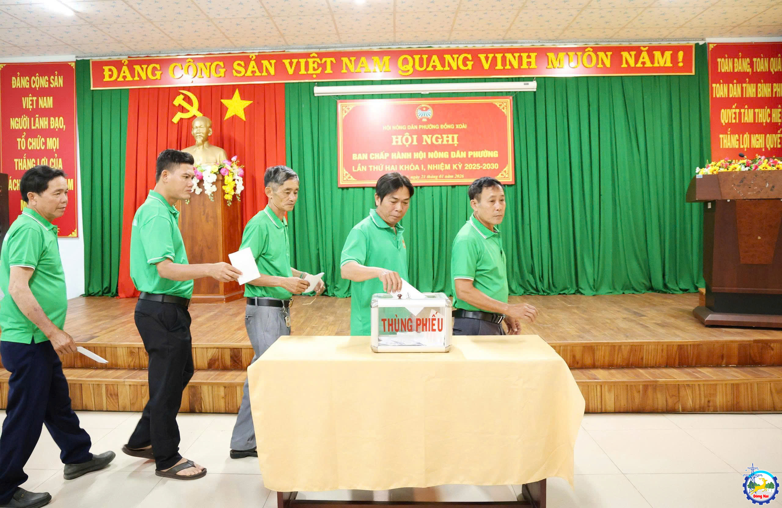 z7454425165425 0d2571056fde68ae4bfd5960f33c24aa