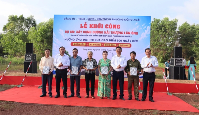 Đồng Nai: Người dân hiến 3,2 ha đất trị giá hơn 15 tỉ đồng để mở đường - Ảnh 3.