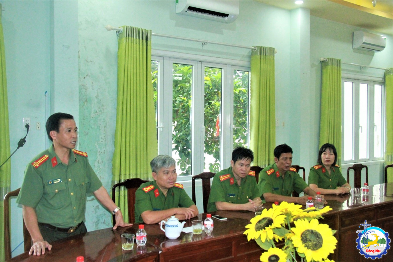 chuc mung ki niem cong an 2