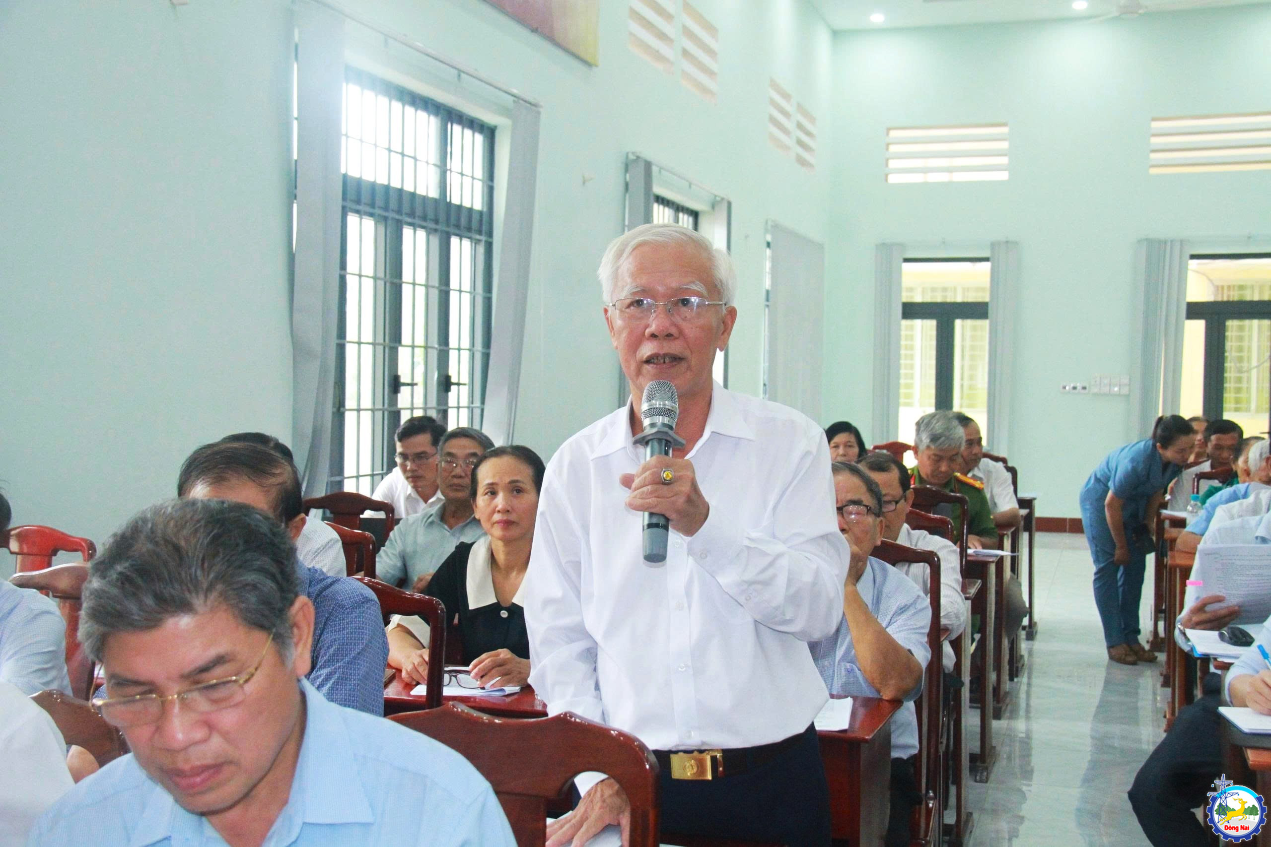 dang up gop y van kien dh 3