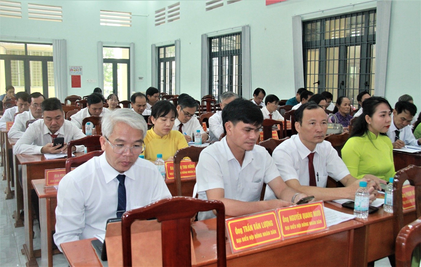 hop hoi dong nhan dan 4