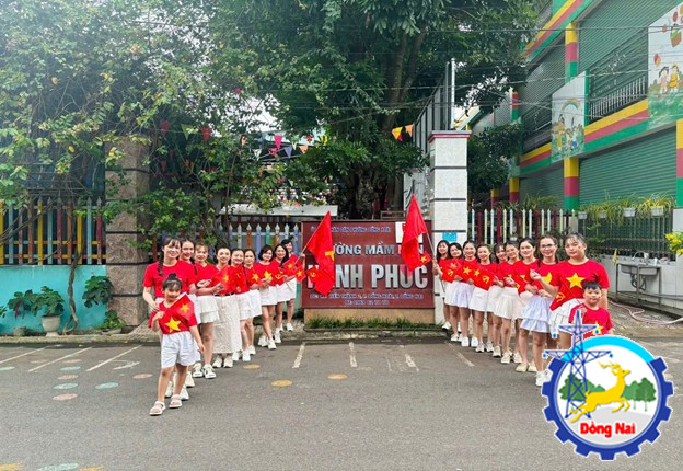 huong ve to quoc 2
