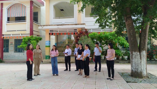 kiem tra truong hoc 3