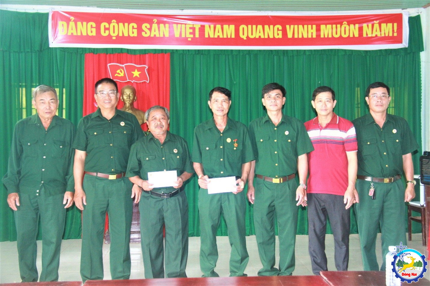 trao qua hoi cuu chien binh 1