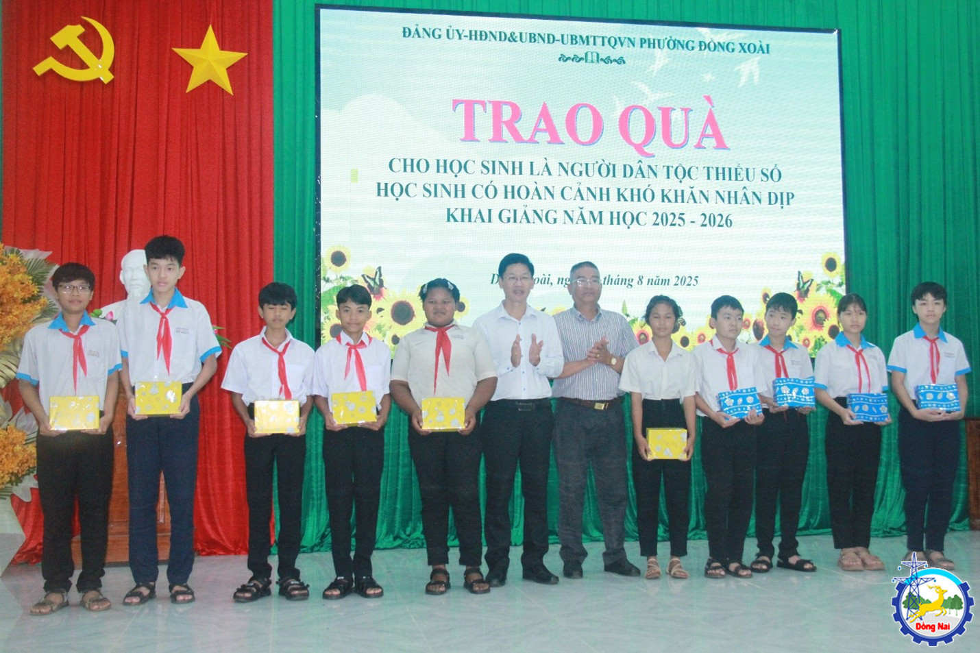 tre em den truong 4
