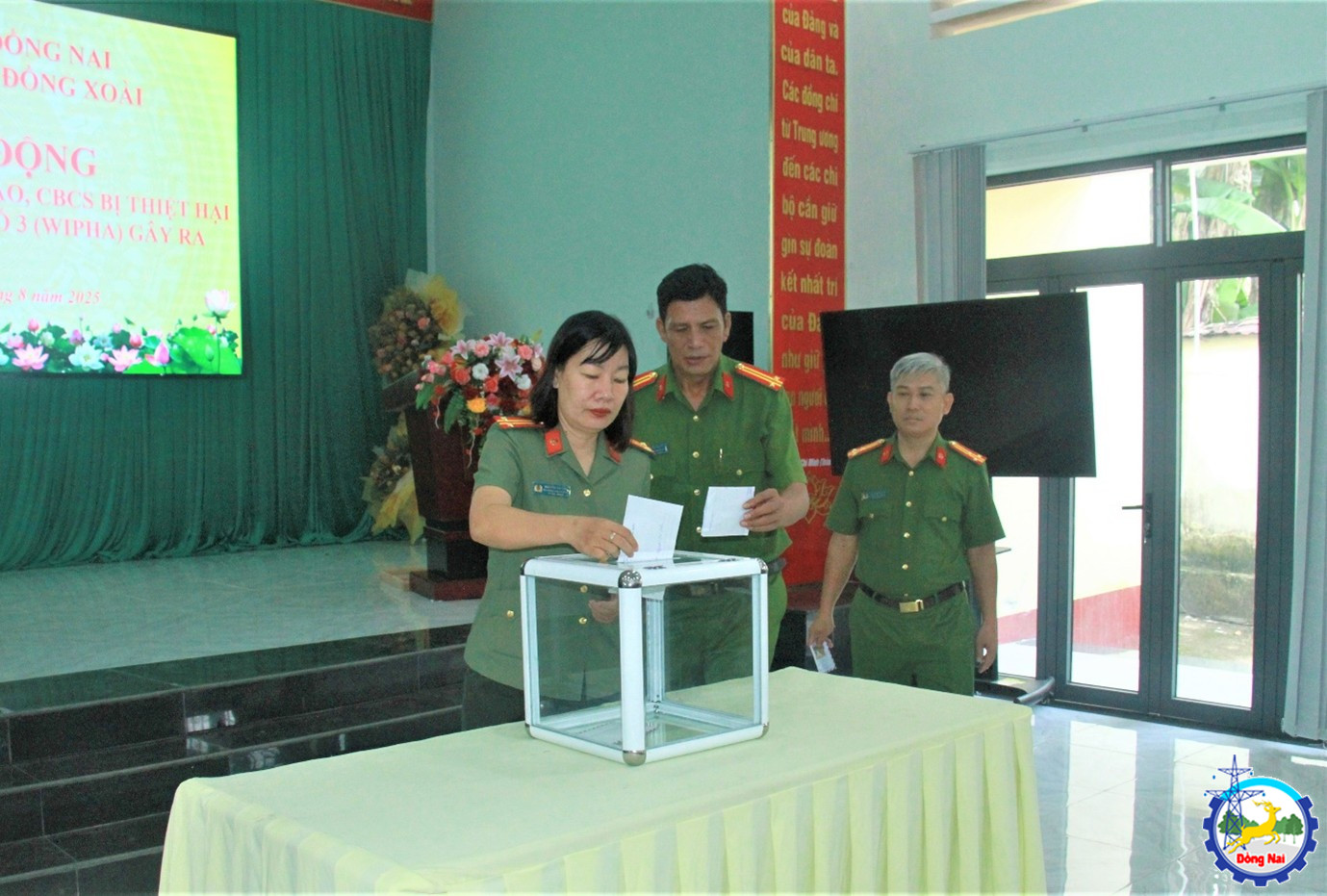 ung ho thien tai cong an 3