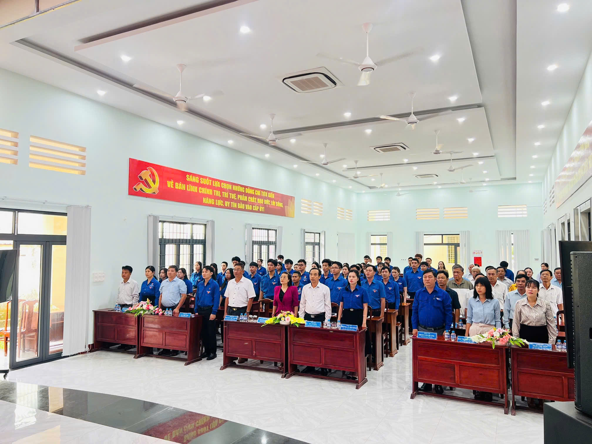 z6819995395927 bbfdea3dc0208f834bc3eb63a54169f4