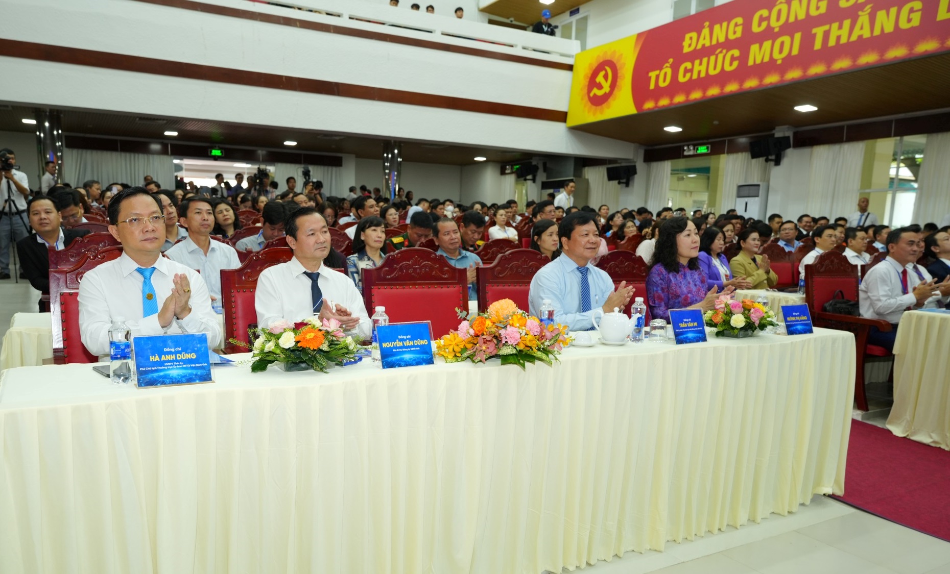 Đại biểu dự khai mạc Ngày hội