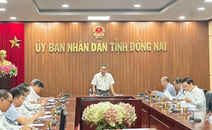Đ/c Lê Trường Sơn - Phó Chủ tịch UBND tỉnh - Chủ trì Cuộc họp