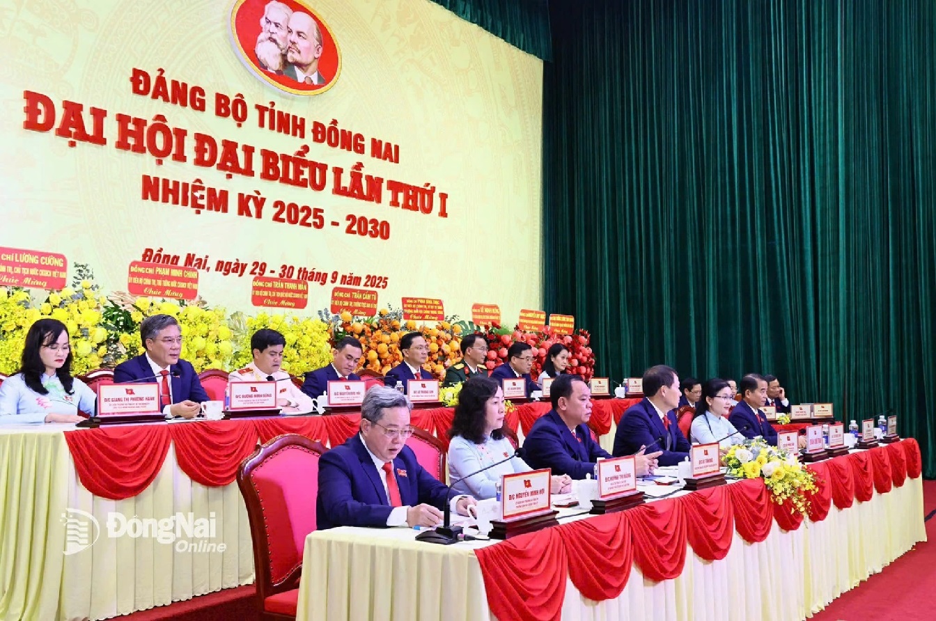 Đoàn Chủ tịch Đại hội đại biểu Đảng bộ tỉnh Đồng Nai lần thứ I, nhiệm kỳ 2025-2030.