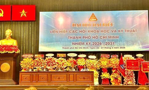 Đoàn Chủ tịch Đại hội