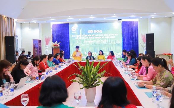 Quang cảnh hội nghị