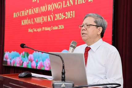 Thạc sĩ Đào Đức Trình - Chủ tịch Hội Cựu giáo chức tỉnh Đồng Nai phát biểu tại khai mạc Hội nghị.