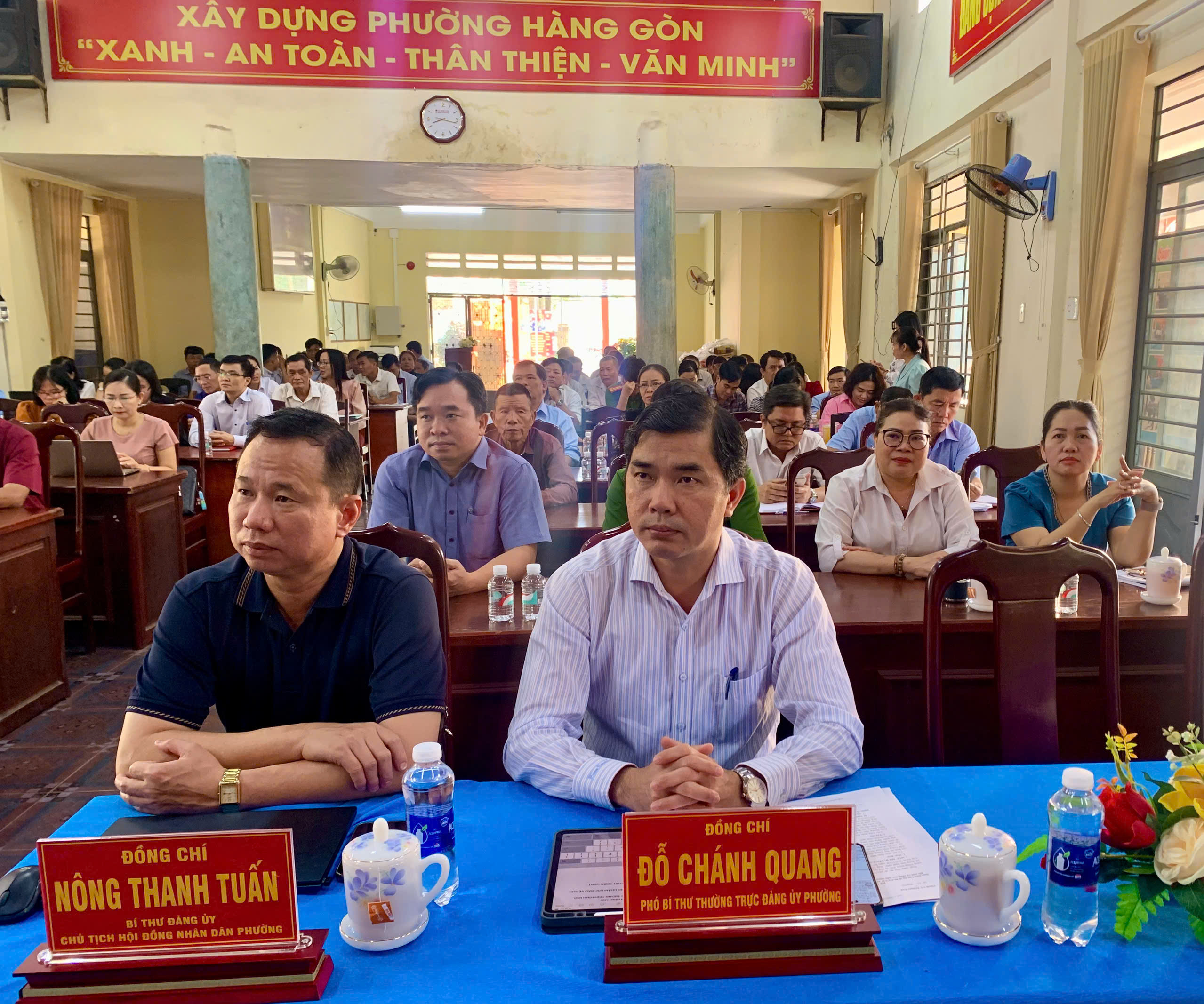 Đảng ủy phường Hàng Gòn tổ chức điểm cầu trực tuyến Hội nghị toàn quốc quán triệt, triển khai thực hiện các Nghị quyết của Bộ Chính trị