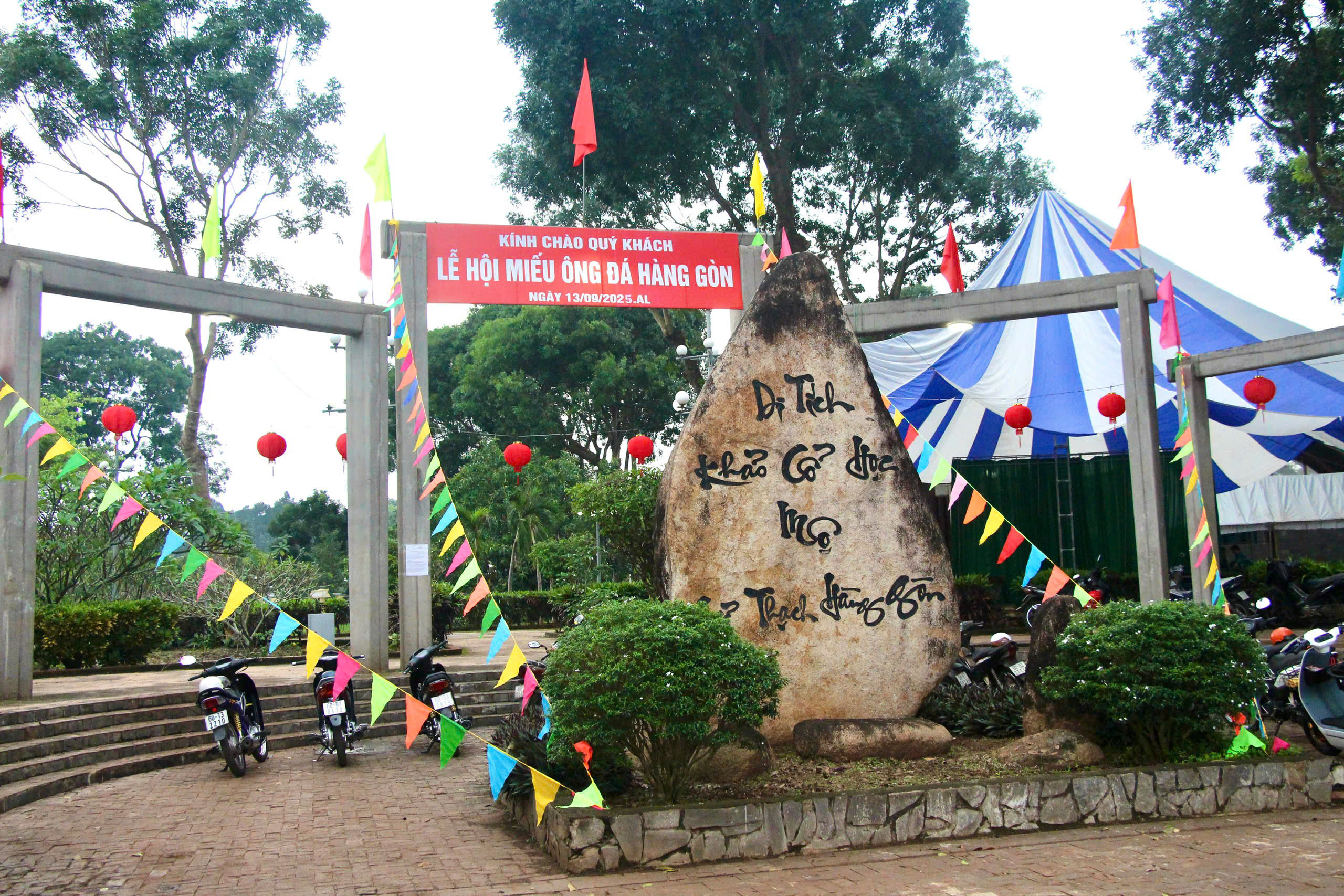 Lễ hội Kỳ Yên - Lễ vía Ông Đá Mộ Cự Thạch Hàng Gòn