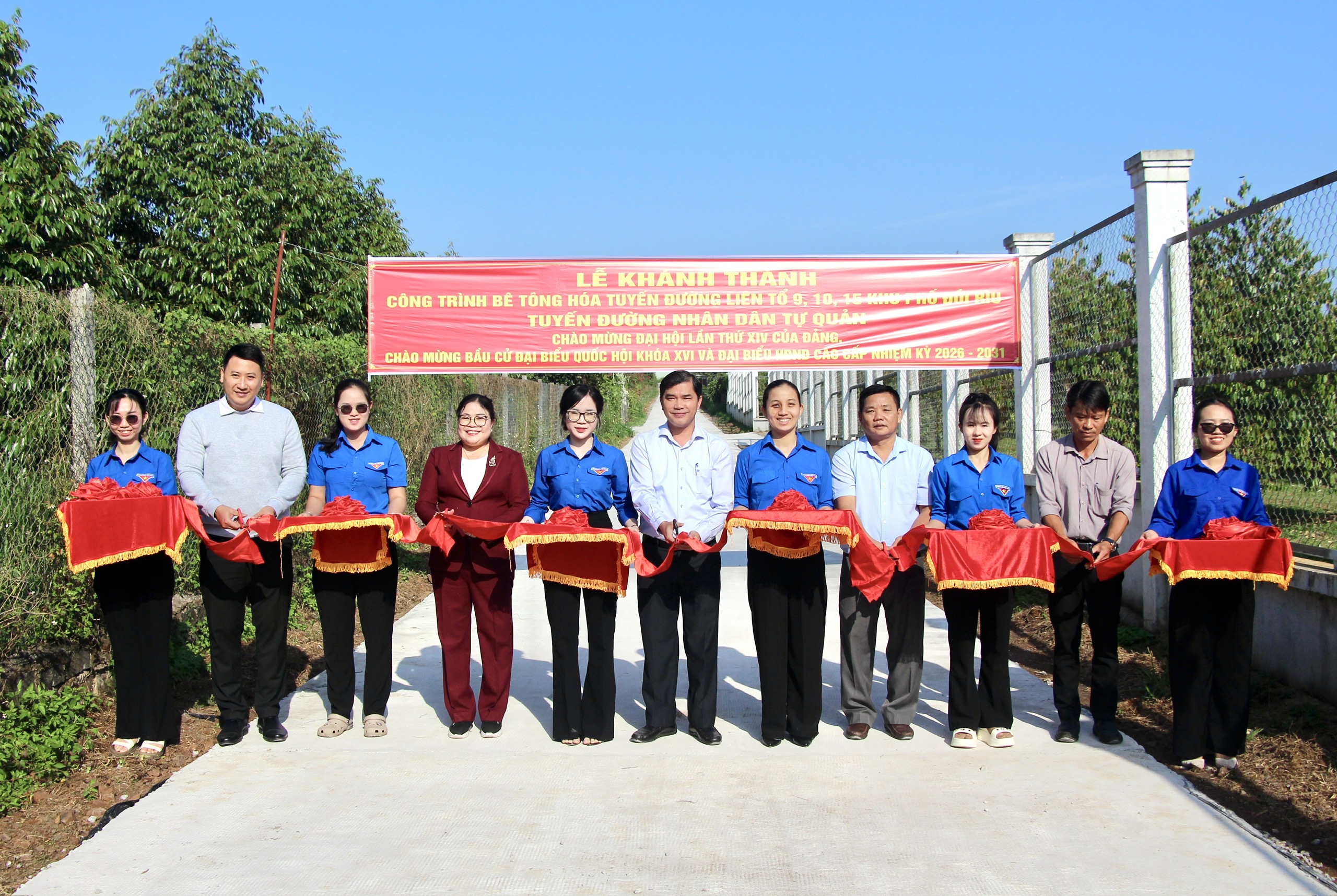 PHƯỜNG HÀNG GÒN KHÁNH THÀNH CÔNG TRÌNH BÊ TÔNG HÓA TUYẾN ĐƯỜNG LIÊN TỔ 9, 10, 15 KHU PHỐ ĐỒI RÌU