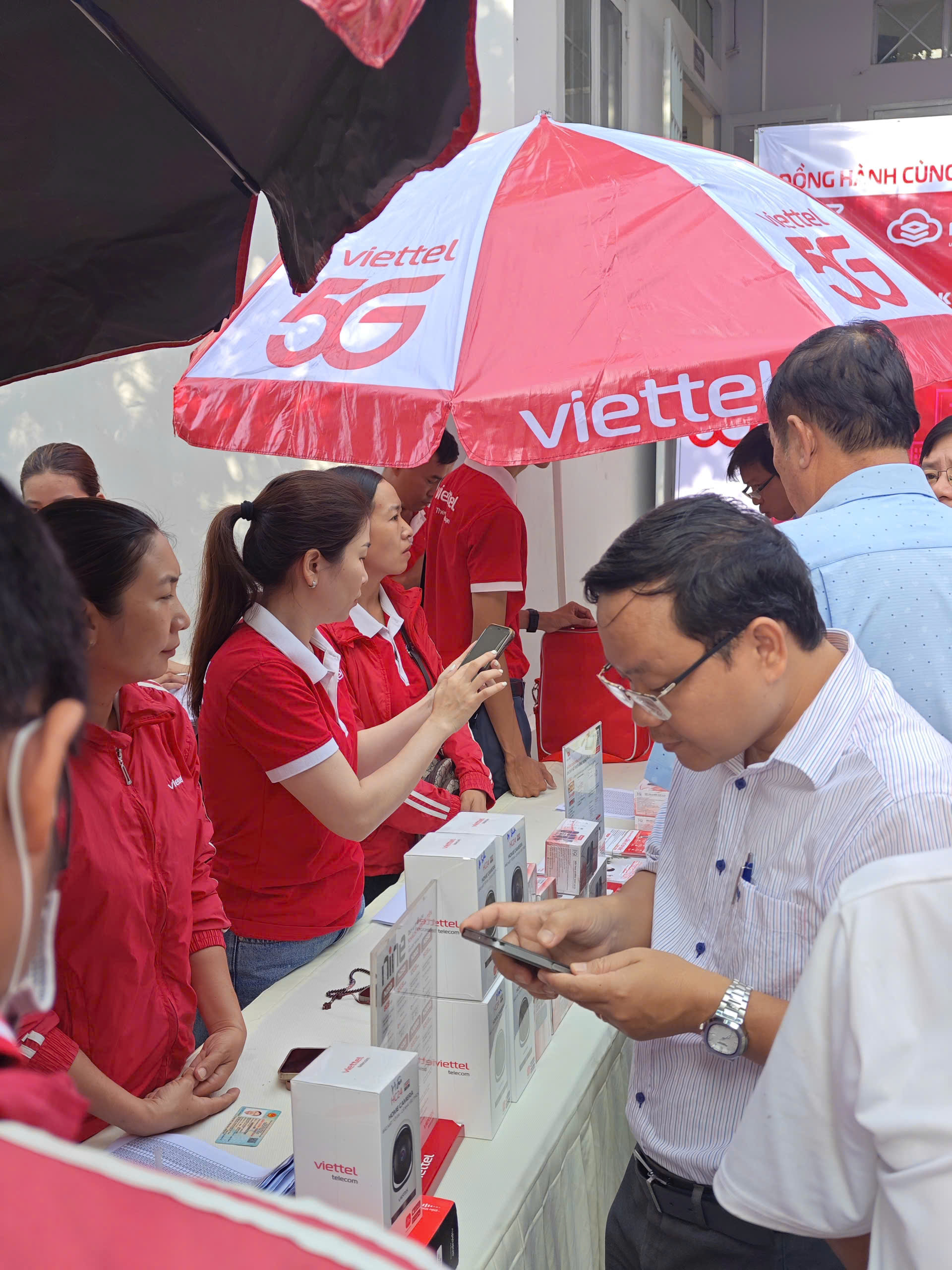 z7140413623092 2426bc758d0fc0b93089cc5b1c3d3a56