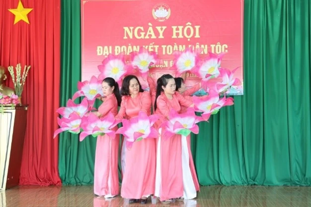 Picture2 copy 758