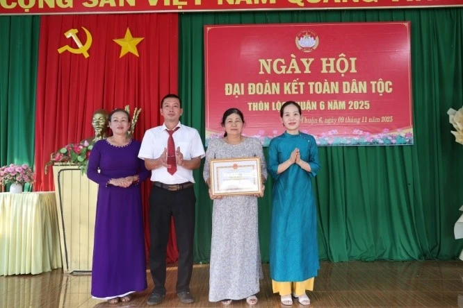Picture6 copy 284