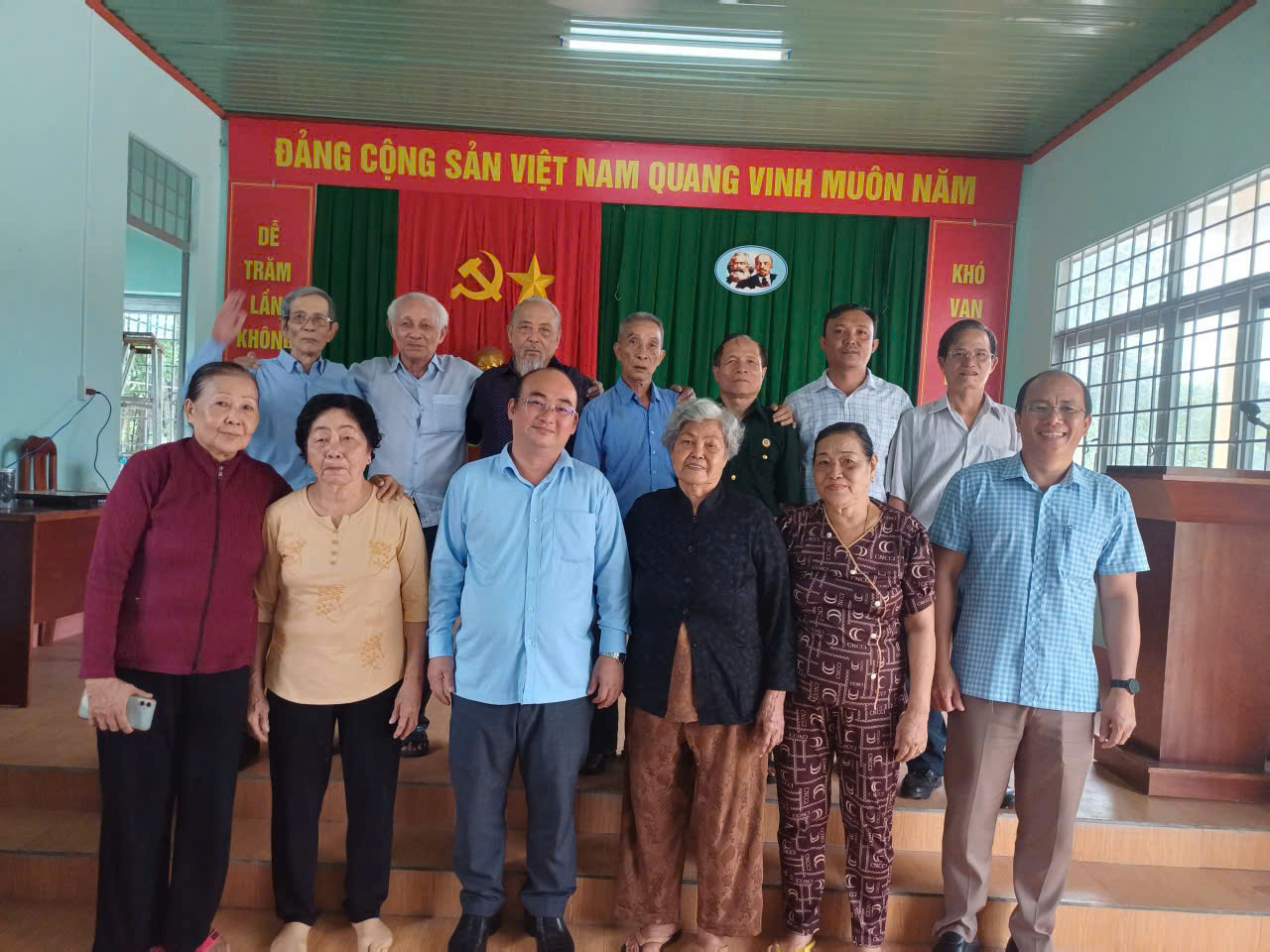 Đ/c Trần Đức Thịnh - Bí Thư Đảng ủy