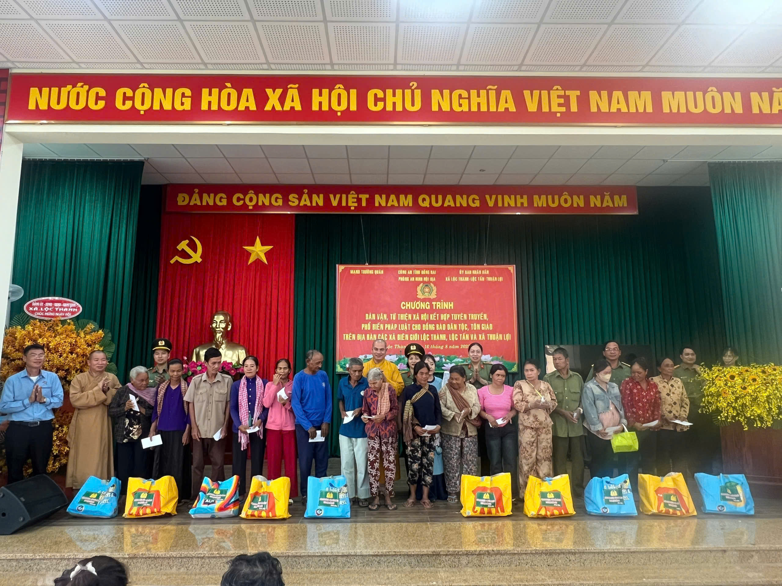 z6914215326416 b9a006f1df5a0ecb45bbe8e49dff47e2