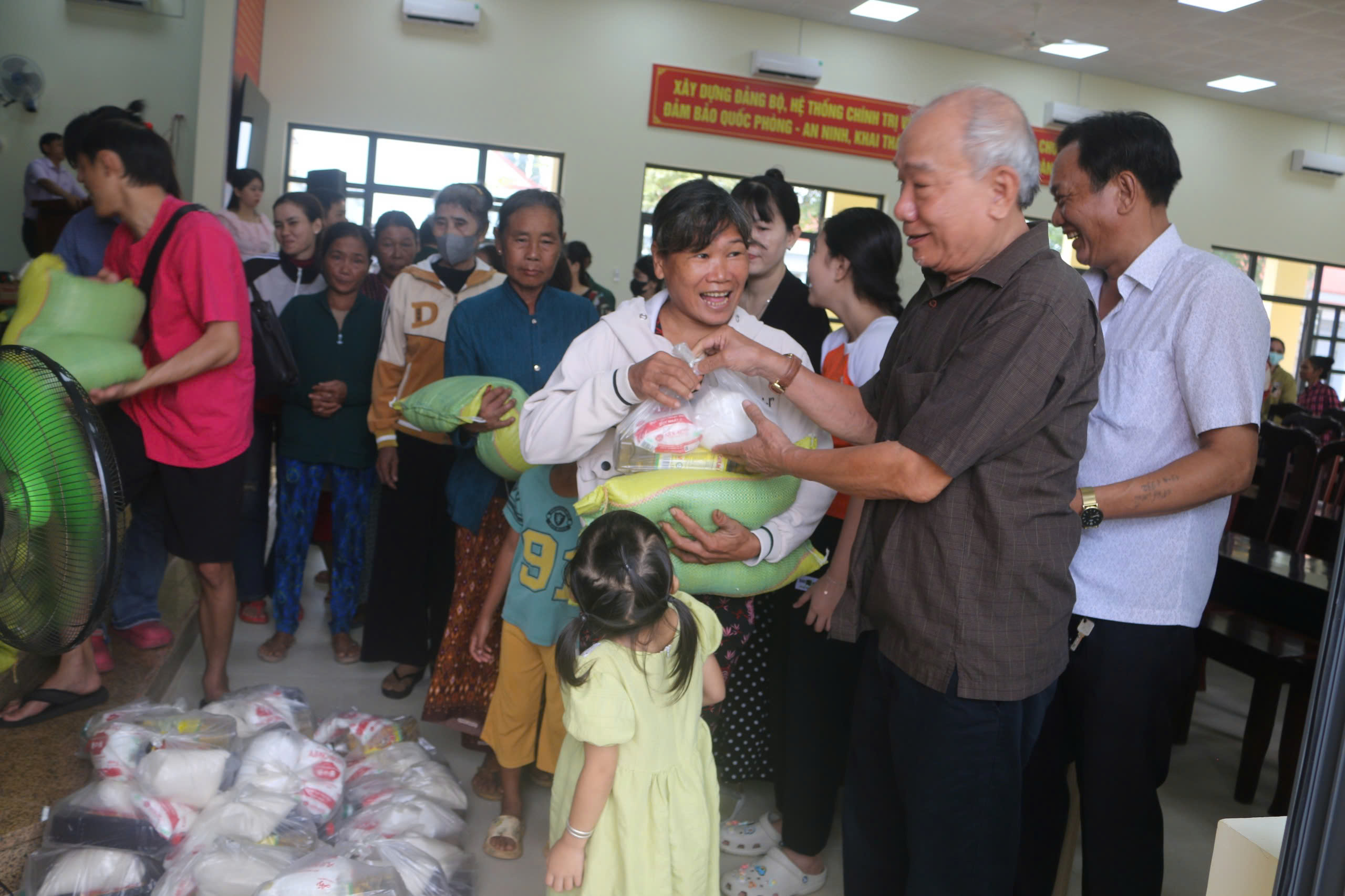 z6963364810423 eb0a8bfa8bd2fee4596620adada0808f